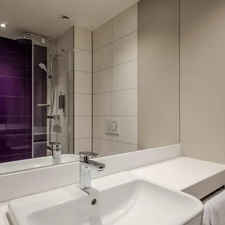 Premier Centre 호텔 3*