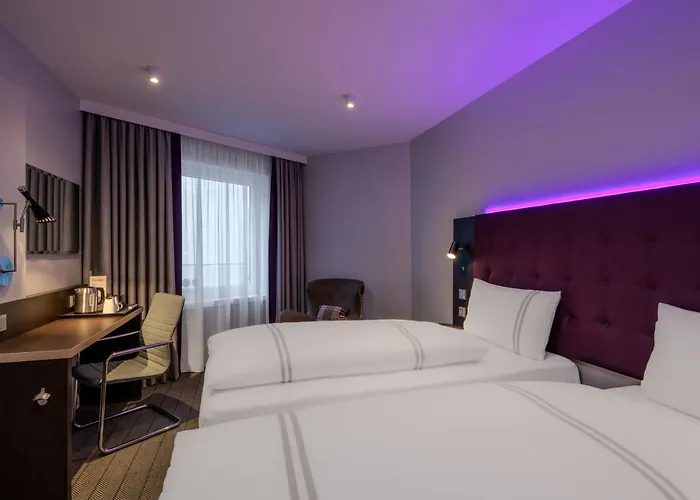 Hotel Premier Centre *