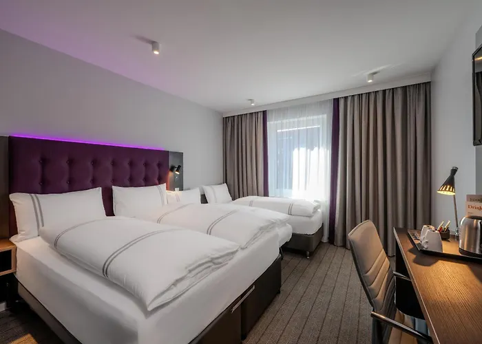 Premier Centre Hotel