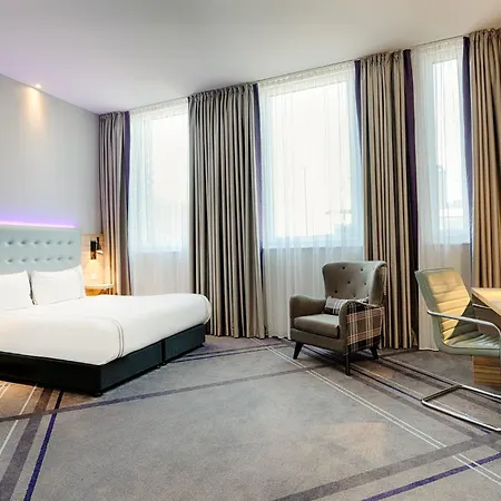 Premier Centre * Hannover