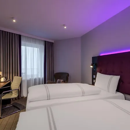 Hotel Premier Centre *