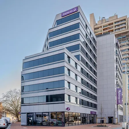Premier Centre